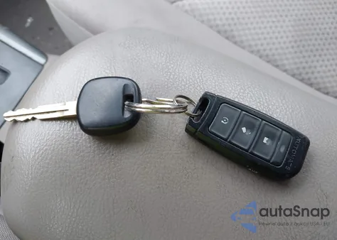 2006 Toyota Rav4 z USA, uszkodzony, nr VIN JTMBD33V266016227